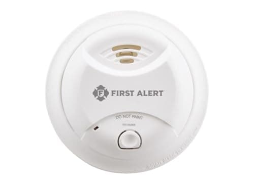 First Alert 0827B Ionization Smoke Alarm with 10-Year Sealed Tamper-Proof Battery , White , Pack of 1 6