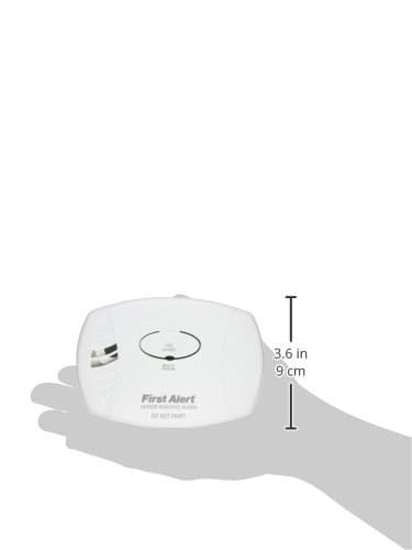 FIRST ALERT Carbon Monoxide Detector, No Outlet Required, Battery Operated, CO400, White, 2 Count (Pack of 1) 9