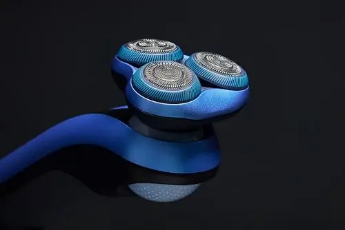 Remington Limitless X7 Shaver for Men, Titanium Blades and Power Sense Technology, Advanced Performance Foil Rotary Electric Shaver with PivotBall for Sensitive Skin Comfort, 100% Waterproof. 9