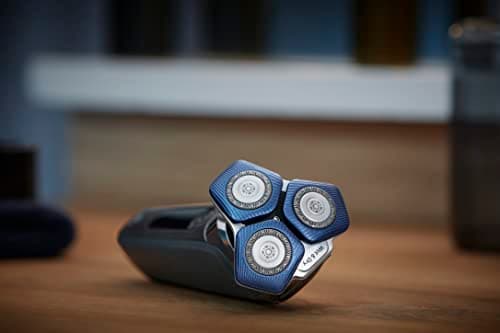 Philips Norelco Shaver 7200, Rechargeable Wet & Dry Electric Shaver with SenseIQ Technology and Pop-up Trimmer, S7887/82 10