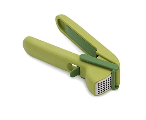 Joseph Joseph CleanForce Garlic Press - Garlic Mincer with Trigger-Operated Wiper Blade & Handy Cleaning Tool, Green