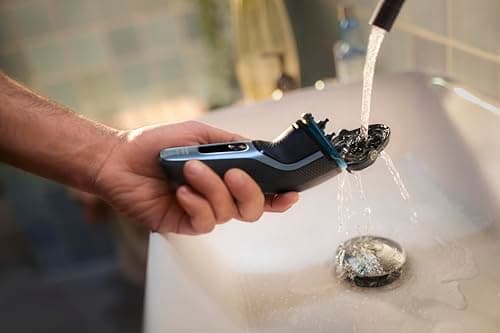 Philips Norelco Shaver 3600 Series, Wet and Dry Electric Shaver, P-Cap, Travel Pouch, Storm Blue, Model S3243/91 9