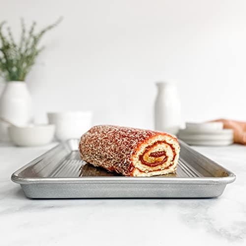 USA Pan Bakeware Nonstick Half Sheet Pan, Baking Sheet, Aluminized Steel 5