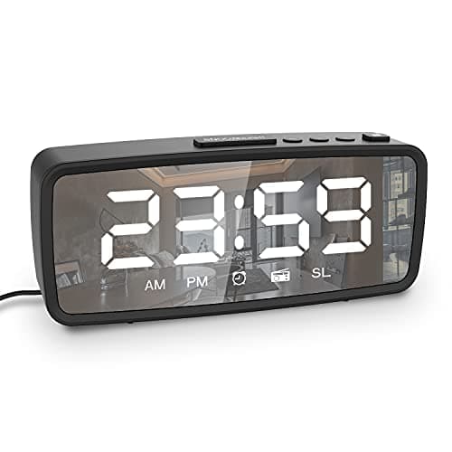 VAUNO Radio Alarm Clock, Digital Alarm Clocks for Bedrooms with FM Radio, Adjustable Brightness LED Display, Snooze, Battery Operated, Electronic Clock for Shelf, Living Room, Office, Classroom