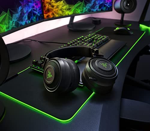 Razer Goliathus Extended Chroma Gaming Mousepad: Customizable Chroma RGB Lighting - Soft, Cloth Material - Balanced Control & Speed - Non-Slip Rubber Base - Classic Black 8
