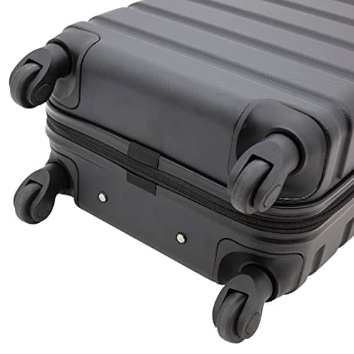 Travelers Club Harper Luggage, Black, 22-Inch Carry-On 5