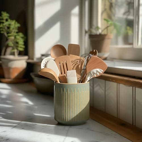 JIEMEI HOME Kitchen Utensil Holder, Ceramic Stable Utensil Crock for Countertop, 7.2" Large Utensil Organizer with Cork Mat, Removable Bamboo Divider for Kitchen Décor and Accessories, Green 9