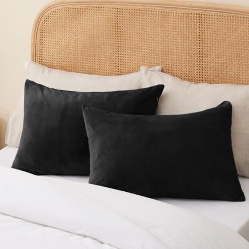 BEDELITE Flannel Pillowcases Standard Set of 2, Super Soft Fleece Pillow Case Cover with Zipper for Bedroom, Sofa, Couch,Luxury Cozy Fuzzy Velvet Pillow Shams for All Seasons(20x26 Inches, Black) 7