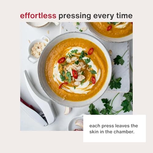 Zyliss Susi 3 Garlic Press - Aluminium Press with Built-In Cleaning Tool - Garlic Crusher, Mincer & Peeler for Unpeeled Cloves 5