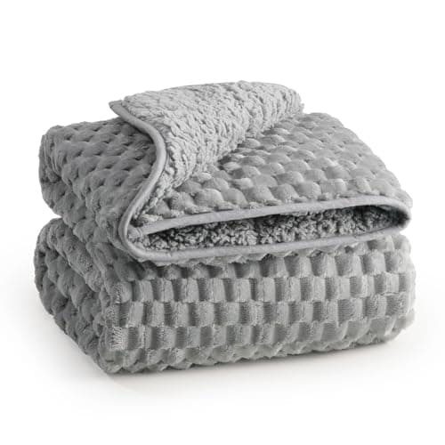 Super Soft Luxury Fleece Sherpa Weighted Blanket for Teens, 7lbs Small Weighted Lap Blanket for Adults, Turtle Shell Cozy Warm Throw for Winter, Compact Heavy Blanket for Better Sleep, Grey, 41"x60"