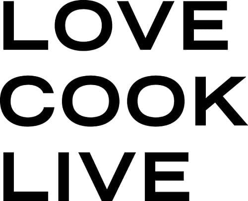 Rösle 12718 Stainless Steel Round-Handle Pizza Cutter Wheel with Thumb Leverage 7.9 in. 8