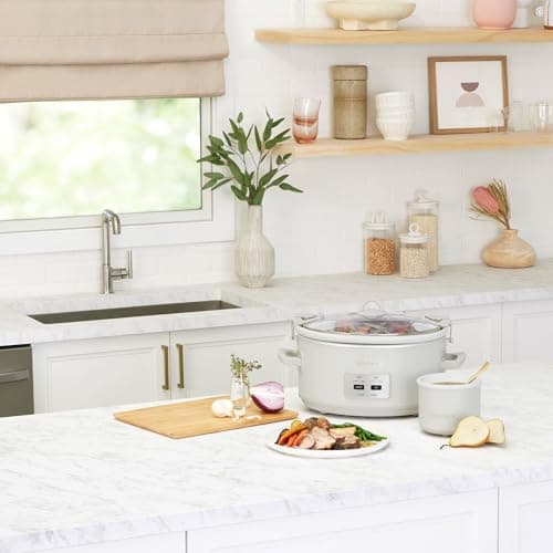 Crock-Pot 7 Quart Cook and Carry Slow Cooker with Touch Control, 4 Pre Programmed Settings, Removable Stoneware, and Locking Lid, Mushroom 7