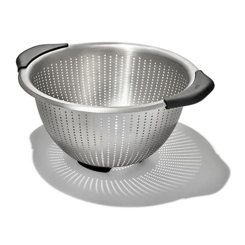 OXO Good Grips Stainless Steel Colander, 5 qt. Capacity, Strainer with Non-Slip Handles, Kitchen Colander for Pasta and Vegetables, Nesting Stainless Steel Strainer and Sieve