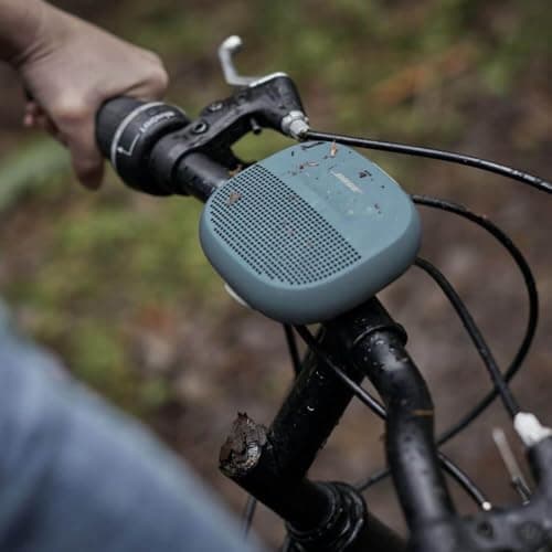 Bose SoundLink Micro: Small Portable Bluetooth Speaker (Waterproof), Midnight Blue 7