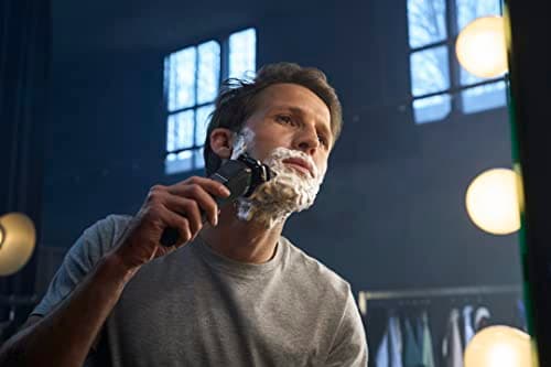 Philips Norelco Shaver 7200, Rechargeable Wet & Dry Electric Shaver with SenseIQ Technology and Pop-up Trimmer, S7887/82 13