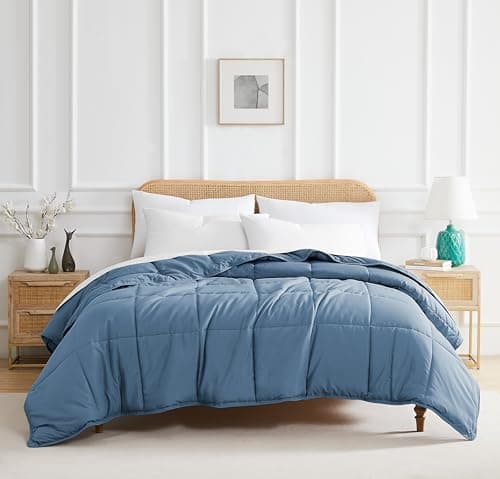 Southshore Fine Living, Inc. Queen Comforter, Full Size Bedding Comforters, Fluffy Down Alternative Blue Comforter, Queen Size/Full, Pet Hair Resistant Bedding, Machine Washable, Coronet Blue
