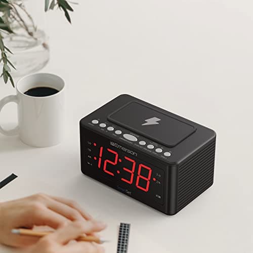 Emerson CKSW0555 Smartset Wireless Charging Alarm Clock Radio Featuring a Large 1.4" Red LED Display and Temperature Sensor, FM Radio, Black 6