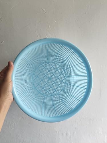 8 pcs Plastic Wash Basket Round Perforated Colander Wash Vegetables and Fruits Drain Cooked Pasta Kitchen Essentials Food Strainer Basket Strainer Kitchen Blue pink green red 3
