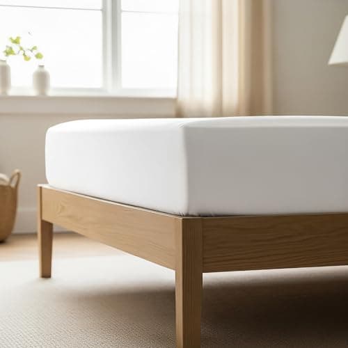 Mellanni Queen Fitted Sheet - Iconic Collection Bedding Sheets with up to 16 inch Deep Pocket - Soft & Cooling - Fade & Stain Resistant - 1 PC (Queen, White)