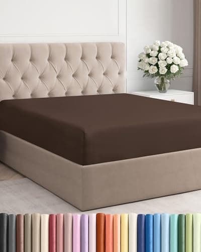 Queen Fitted Bed Sheet - Bottom Single Fitted Sheet Only - Ultra-Soft Hotel Luxury Bedding w/ 8-16 Inch Deep Pockets - Breathable, Cooling & Wrinkle Free - Easy-Care, Fade & Shrink Resistant - Brown
