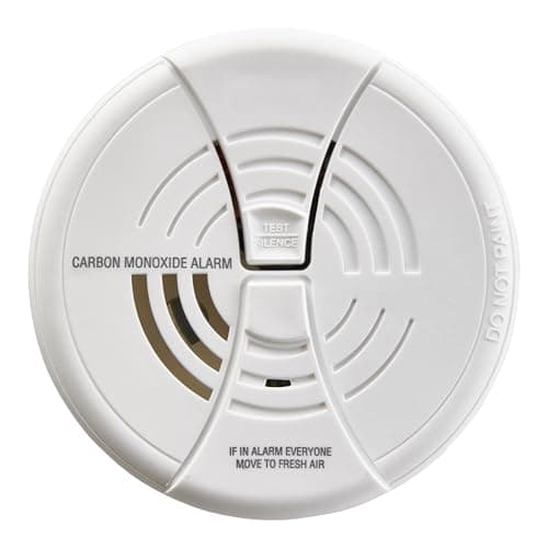 FIRST ALERT Carbon Monoxide Alarm | BRK CO250 Battery Operated Carbon Monoxide Detector With 9-Volt Battery & Two Silence Features