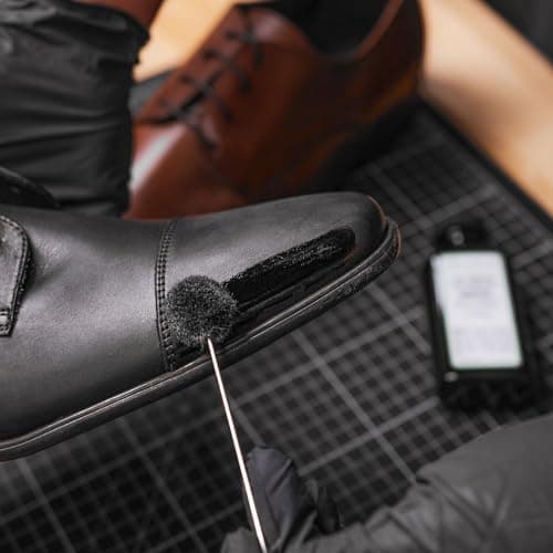 Angelus Leather Dye - Flexible Leather Dye for Shoes, Boots, Bags, Crafts, Furniture, & More 3oz, Dauber Included (Jet Black) 5