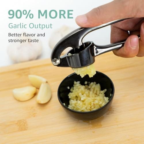 Garlic Press Crusher & Mincer – Easy Squeeze Ergonomic Handle, Heavy Duty Zinc Alloy, Dishwasher Safe, Includes Peeler & Cleaning Brush – Garlic Ginger Crusher Tool (Black) 6