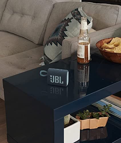 JBL Go 3 - Portable Bluetooth Speaker, Built-in Battery, Waterproof and Dustproof Feature JBLGO3BLUAM, Bonus Keychain LED Included - Blue 6