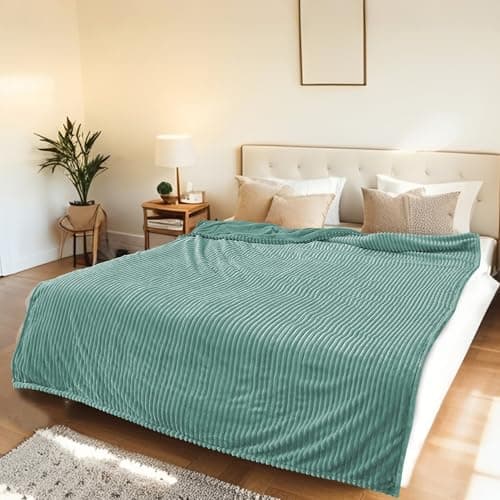Electric Heated Blanket Twin Size 62"x84" with Cozy Flannel, 6 Heat Settings & 10 Hours Auto Off, Soft & Cozy Warming Throw for Home, Office, or Bed, Machine Washable, Bean Green