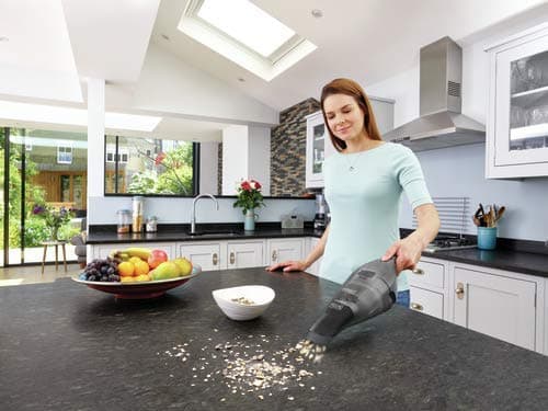 BLACK+DECKER dustbuster Handheld Vacuum, 8V Cordless, Hand Vacuum for Quick Cleanup with Crevice Tool and Washable Filter (HNVC220BCZ01) 8