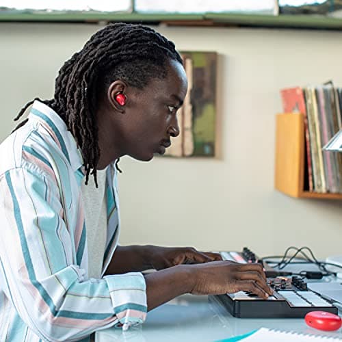 Beats Studio Buds - True Wireless Noise Cancelling Earbuds - Compatible with Apple & Android, Built-in Microphone, IPX4 Rating, Sweat Resistant Earphones, Class 1 Bluetooth Headphones - Red 8