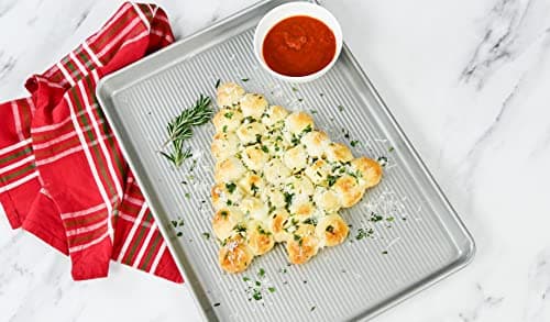 USA Pan Bakeware Nonstick Half Sheet Pan, Baking Sheet, Aluminized Steel 10