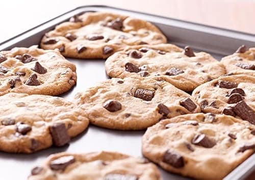 Winco Commercial-Grade Aluminum Sheet Pan, 20 Gauge, 1/2 Size 6