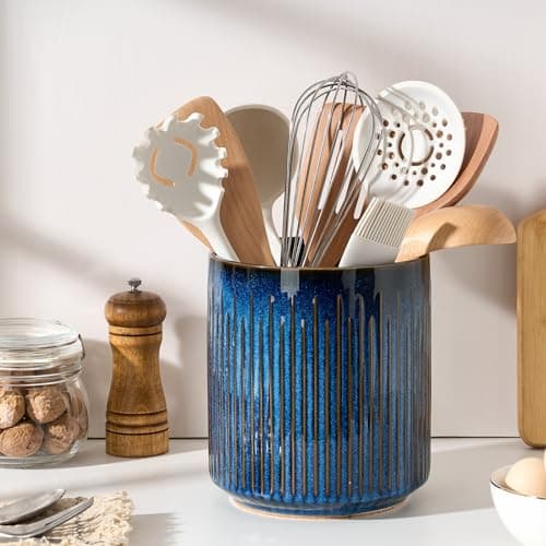 JIEMEI HOME Kitchen Utensil Holder, 7.2" Large Ceramic Stable Utensil Crock for Kitchen Counter, Utensil Holder with Cork Mat, Removable Bamboo Divider for Easy, Kitchen Decor, Special Reactive Navy