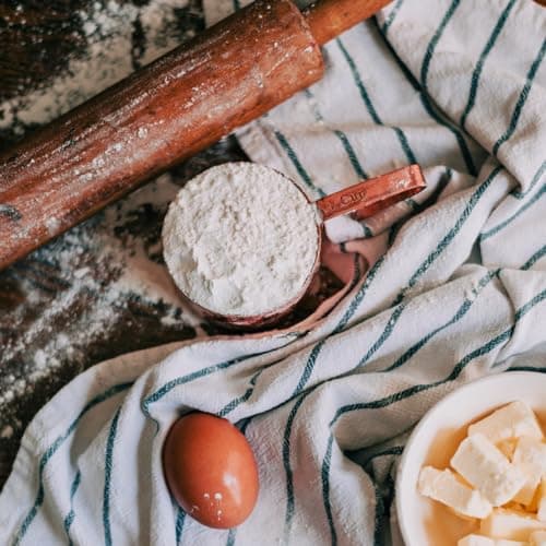 TUSIWIT Classic Sapele Wooden Rolling Pin With Handles,Wood Baking Roller （17''L x 1.77"W) 3