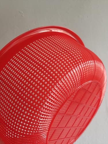 8 pcs Plastic Wash Basket Round Perforated Colander Wash Vegetables and Fruits Drain Cooked Pasta Kitchen Essentials Food Strainer Basket Strainer Kitchen Blue pink green red 9
