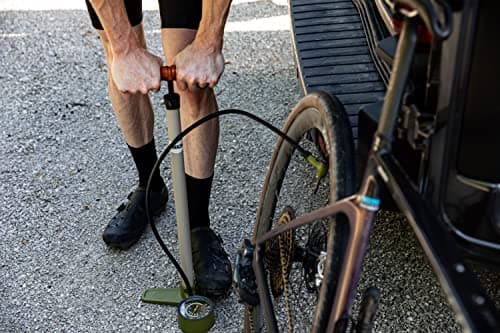 SILCA Terra Floor Pump for Bicycles with 2 Stage Gauge, Presta/Schrader Reversible Locking Chuck and 30 PSI to 120PSI 5