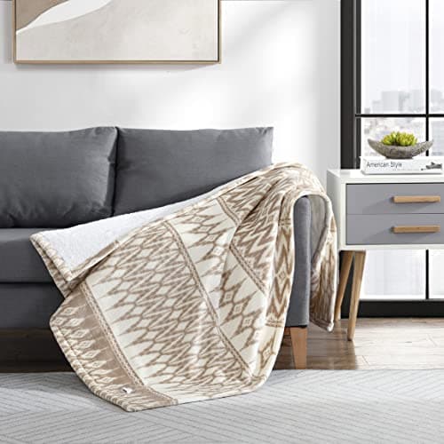 Eddie Bauer - Heated Throw Blanket, Warming Bedding with Indetectable Wires, Impossible to Feel Invisiwire Technology & Cozy Sherpa Reverse, Throw, Decorative Stripe Oyster