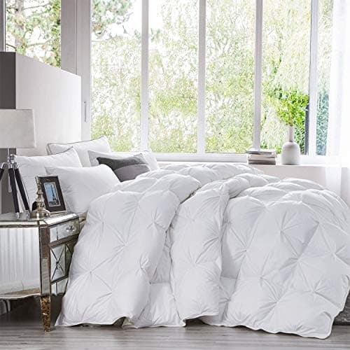 Luxurious Heavy Twin Size Goose Down Fiber Comforter Duvet Insert, Classic Pinch Pleat Style, 55 oz Fill Weight, 100% Cotton Shell (Pinch Pleat, Twin, White)