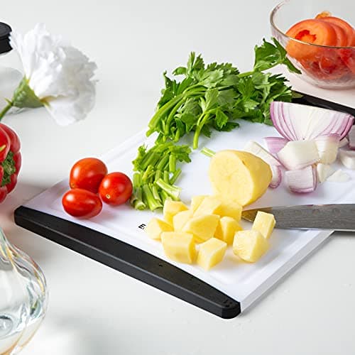 Extra Large Cutting Boards, Plastic for Kitchen (Set of 4) Dishwasher Chopping Board with Juice Grooves, Easy-Grip Handles, Black, Empune 7