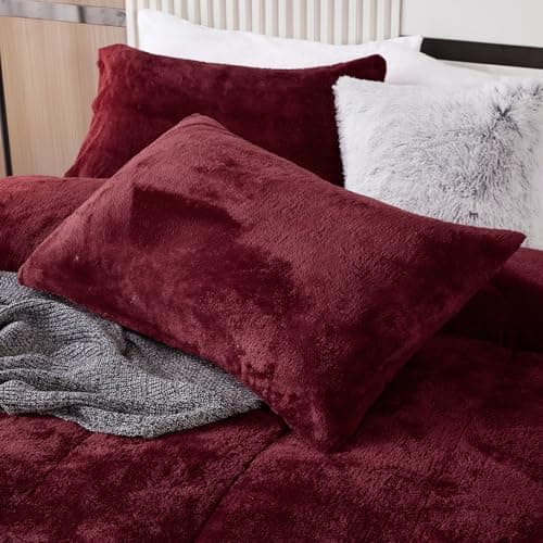 YIYEA Faux Fur Pillow Cases Queen Size Set of 2, Luxury Ultra Soft Fuzzy Pillowcases, Fluffy Plush Velvet Pillow Covers with Zipper, Cozy Warmth and No Shedding, 20 x 30, Burgundy Red