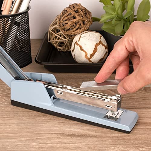 Swingline Stapler, 30 Sheet Capacity, 747 Classic Stapler, Jam Free, Metal, Sky Blue (74708) 9