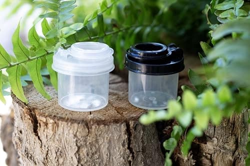 BRAZZA Salt and Pepper Shakers Moisture Proof Set, Perfect to go Camping Picnic Outdoors Kitchen Lunch Boxes Travel Spice Set Clear 7