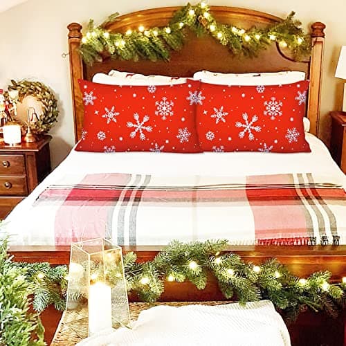 YIYEA Christmas Standard Pillow Cases Set of 2, Ultra Soft Double Brushed Microfiber Pillowcases Standard, Christmas Snowflake Bed Pillow Covers, Fade Resistant, Easy Slip-On (20"x26") 7