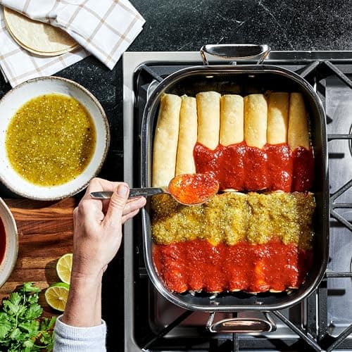HexClad Hybrid Nonstick Small Roasting Pan with Rack, Dishwasher-Friendly, Oven-Safe Up to 900°F, Compatible with All Cooktops 7
