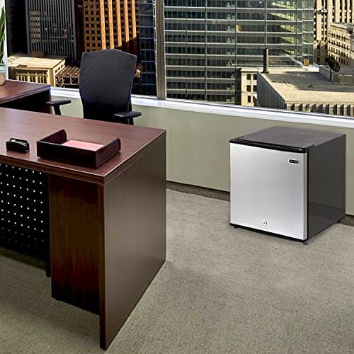 Whynter CUF-112SS Mini, Energy Star Rated Small Upright Freezer with Lock, Stainless Steel -1.1 Cubic Feet 7