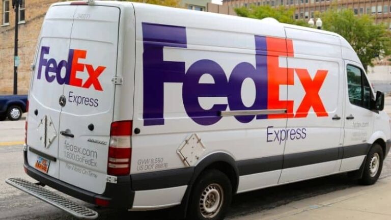Does FedEx Take USPS in 2024? (Returns, Packages, Boxes + More)