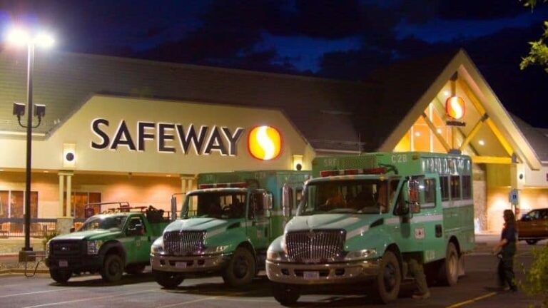 Does Albertsons Own Safeway in 2024? The Complete Analysis