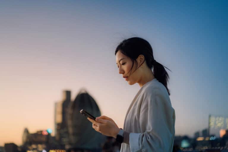 The Ultimate Guide to Generating Leads on Social Media in 2024